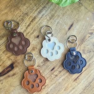 Puppy Paw Print Bag Charm Key Chain NIP